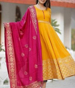 Women Rayon Anarkali Printed Yellow Kurti